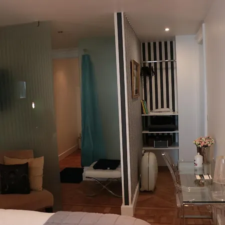Bed and Breakfast Arthur And James Αμβέρσα